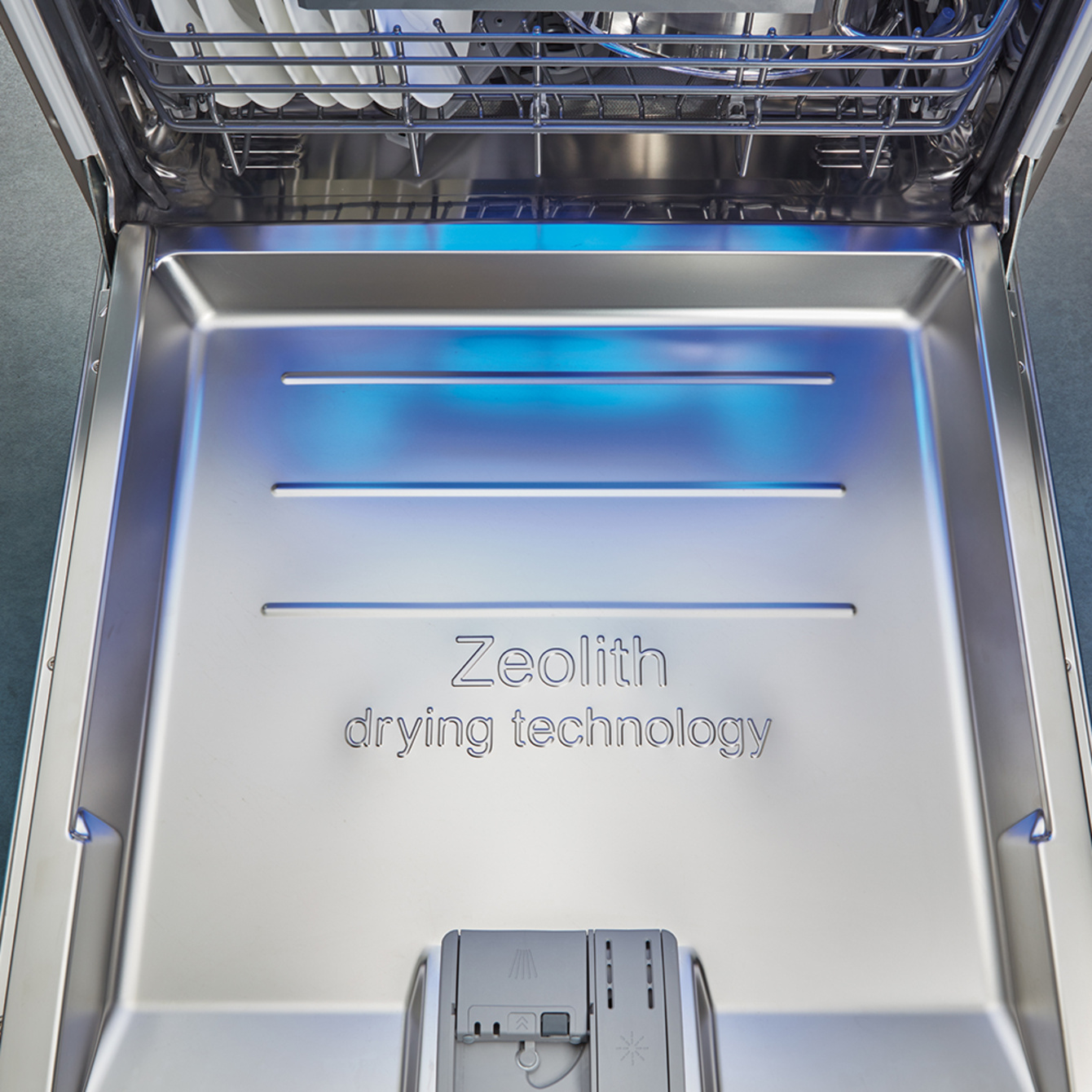 Zeolith Trocknen – Für glänzende Spülergebnisse bei Elektro Knichal GmbH in Coswig/Anhalt